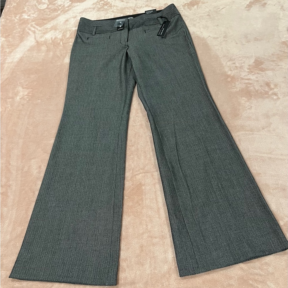 Women’s pants. Flare leg. Low rise